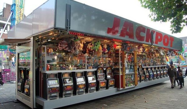 Een Grote Kans op Gewonnen: Lets Jackpot Casino in het Nederlands